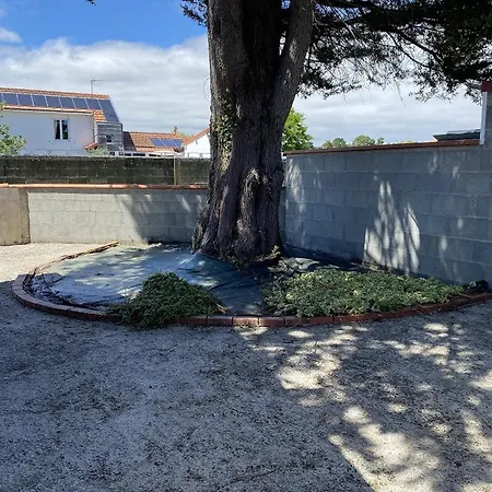 Cozy F2 A 300m De La Avec Jardin Clos Et Parking, Proche Commerces Et Loisirs - Fr-1-612-140 拉贝尔讷里昂雷茨